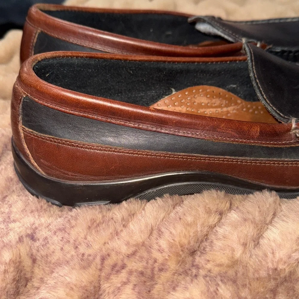 Allen Edmonds Men’s Boulder leather Slip-On Loafer, sz 11.5, sturdy rubber soles